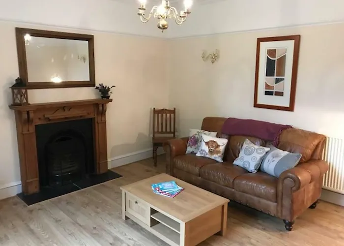 Traditional Family Home In Royal Deeside