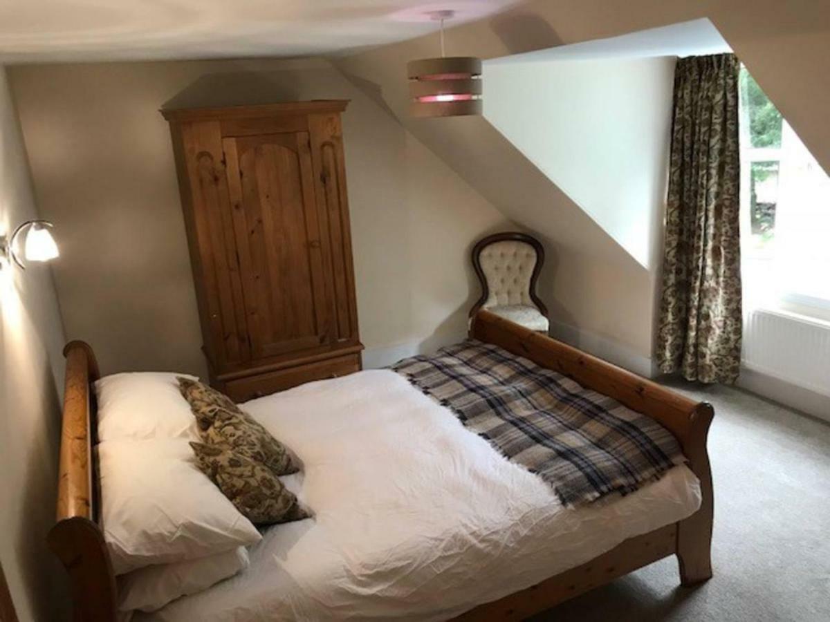 Traditional Family In Royal Deeside Vakantiehuis